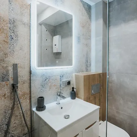 Connecta In Center With Ac * Cracovia