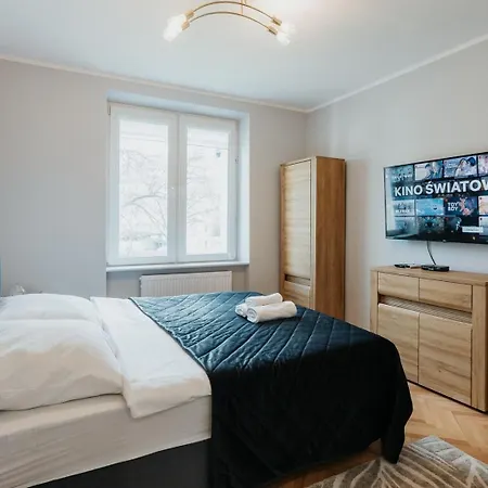 Connecta In Center With Ac Apartment